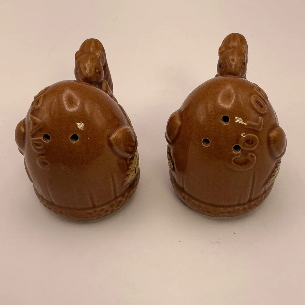 Vintage Colorado Squirrel Acorn Salt and Pepper‎ Shakers Ceramic Japan Brown Set